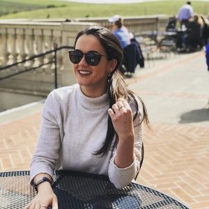 Meet your Posher, Christina